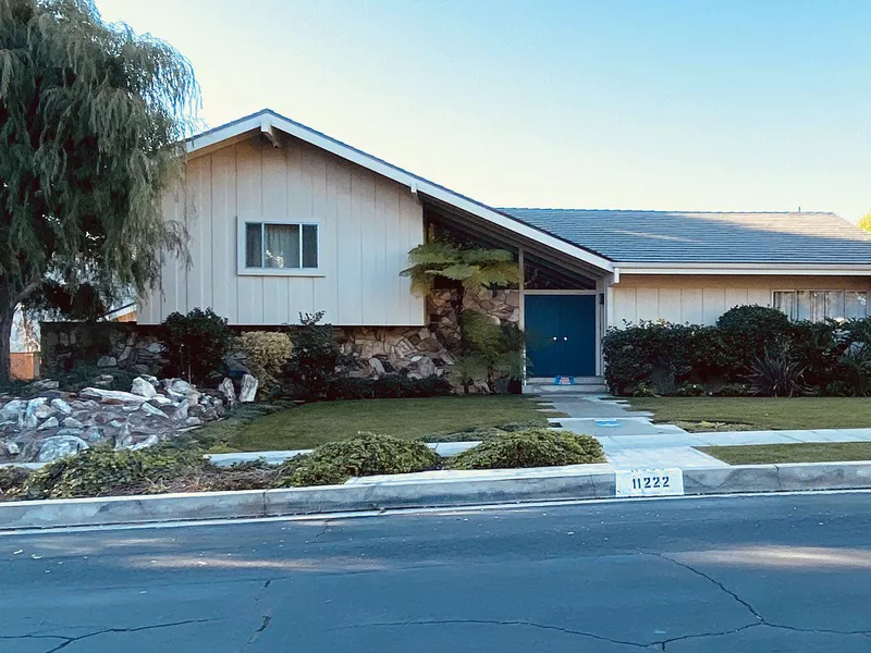 Brady Bunch house