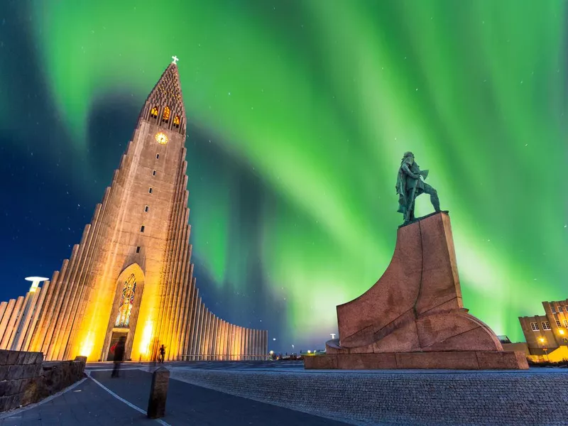 Aurora borealis above Hallgrimskirkja Church in the center of Reykjavik, Iceland