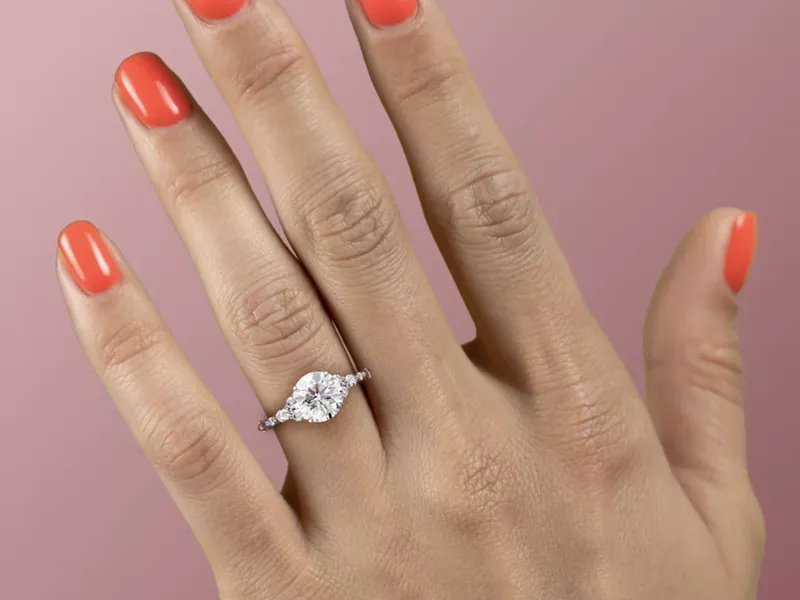 The Kristen round cut diamond engagement ring