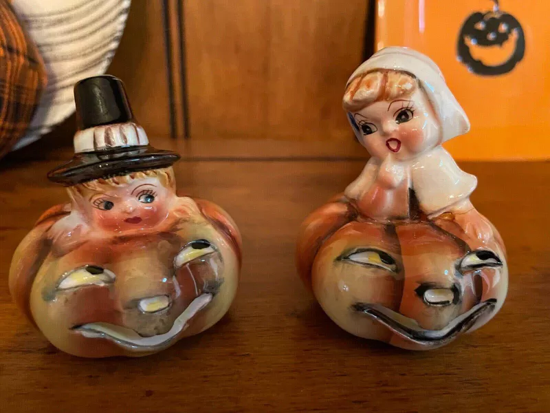 Vintage Lefton Thanksgiving Salt and Pepper Shakers