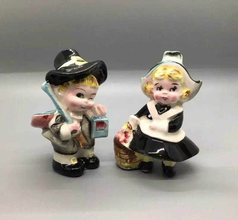 Norcrest Thanksgiving Pilgrims Salt and Pepper Shakers