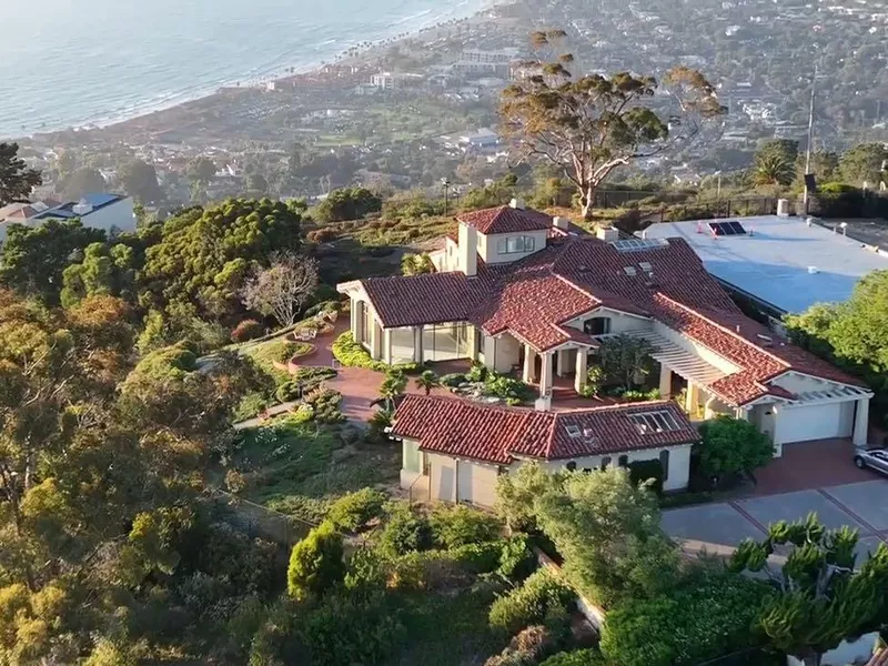 Suess's La Jolla estate