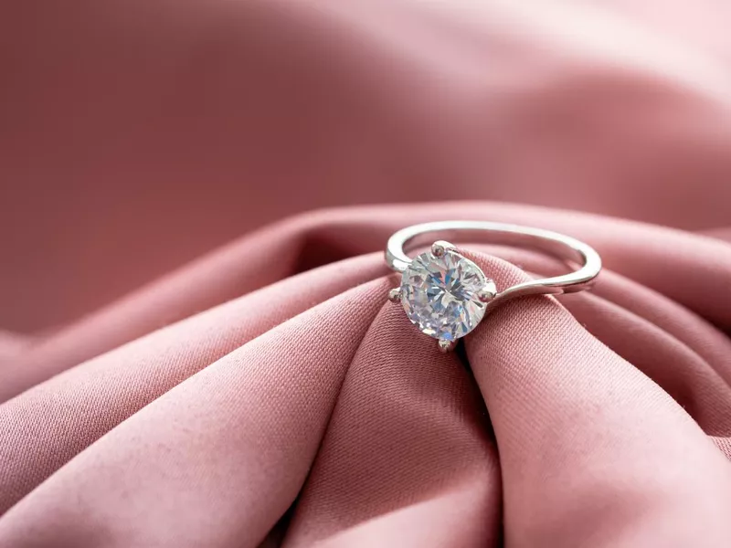 Diamond ring