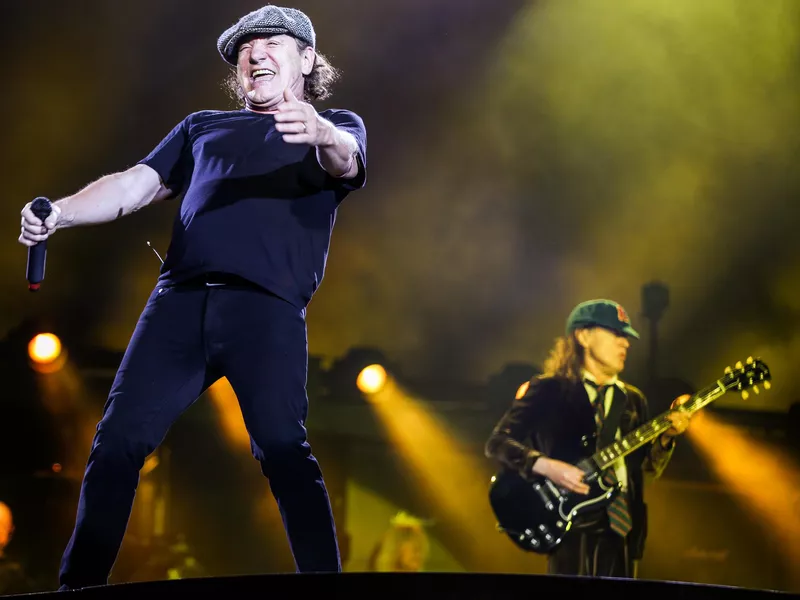 Brian Johnson, Angus Young, AC/DC