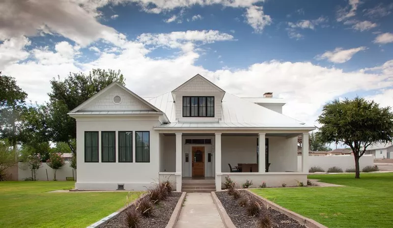 White craftsman bungalow