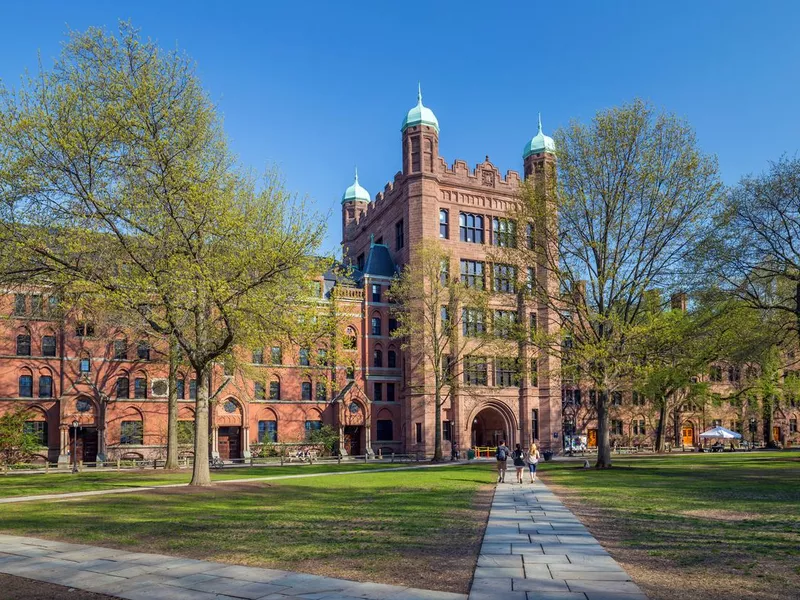 Yale university buildings