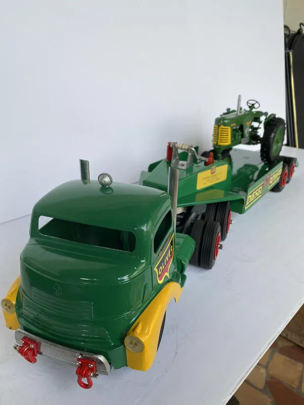 Vintage Smith Miller Custom Oliver Tractor