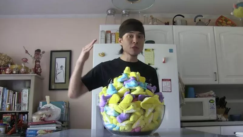 World record holder Peep eater