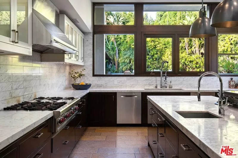 Large kitchen