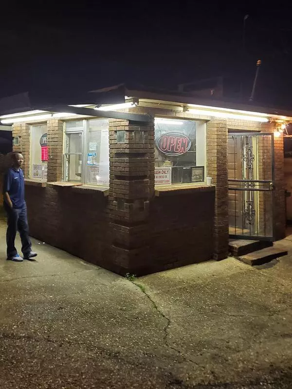 Brenda's Bar-Be-Que Pit