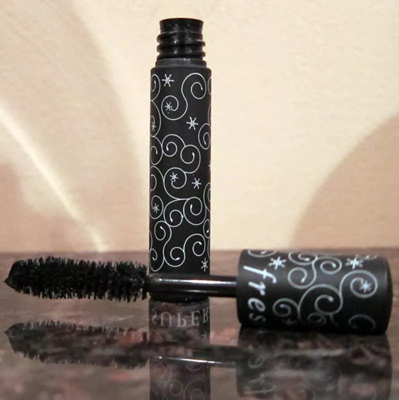 Fresh Supernova Mascara