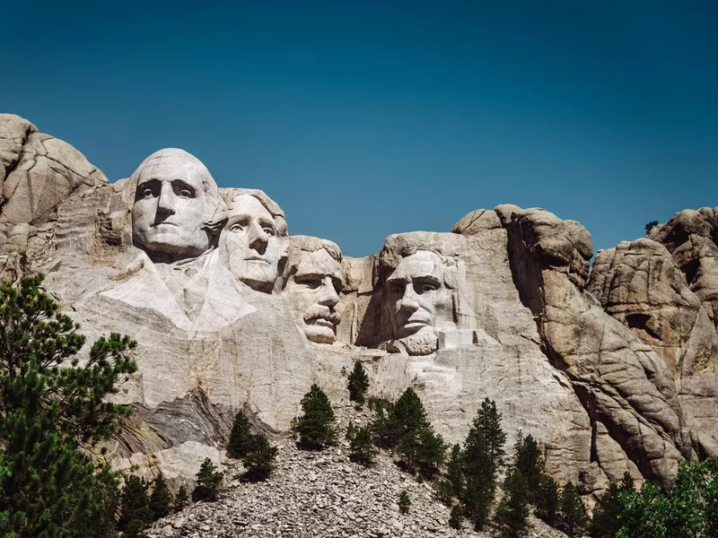 mt rushmore in south dakota