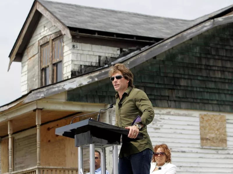 bon jovi habitat for humanity