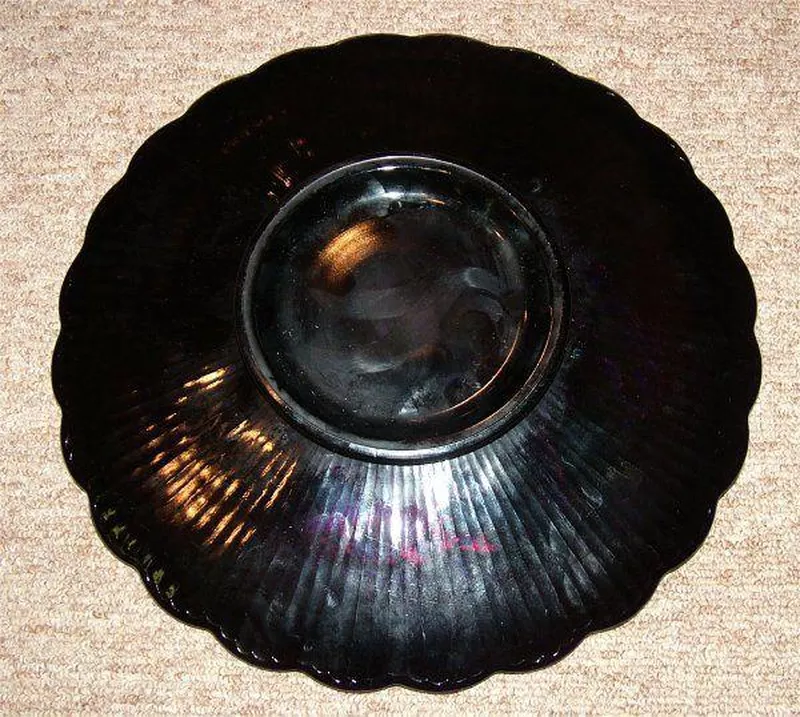 Back of valuable glass bowl