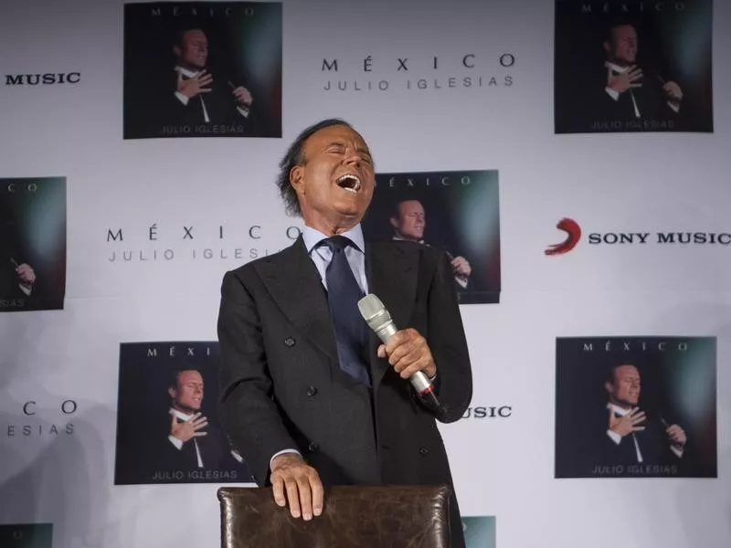 Julio Iglesias