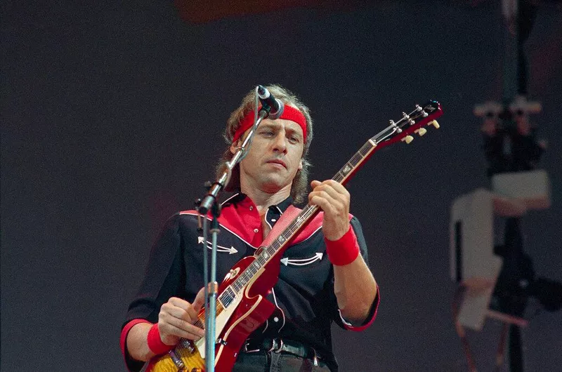 Mark Knopfler of Dire Straits