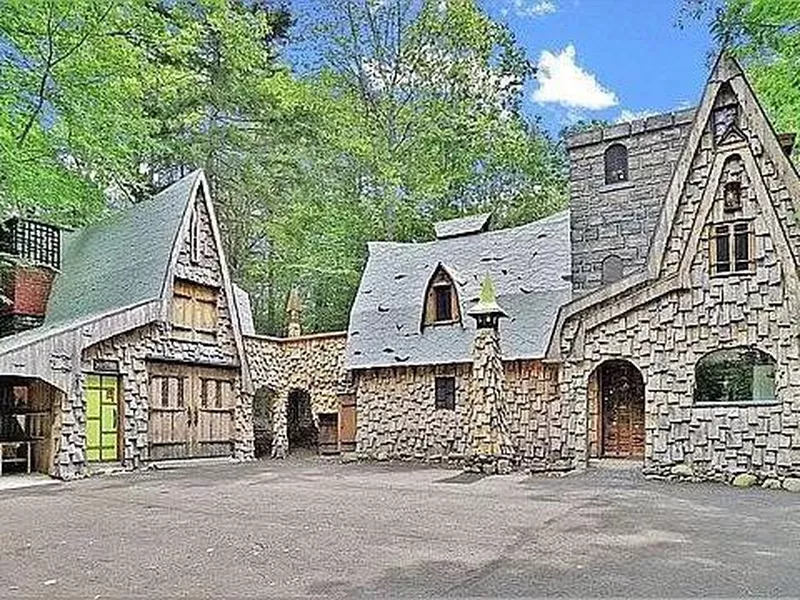 Medieval home in Maine