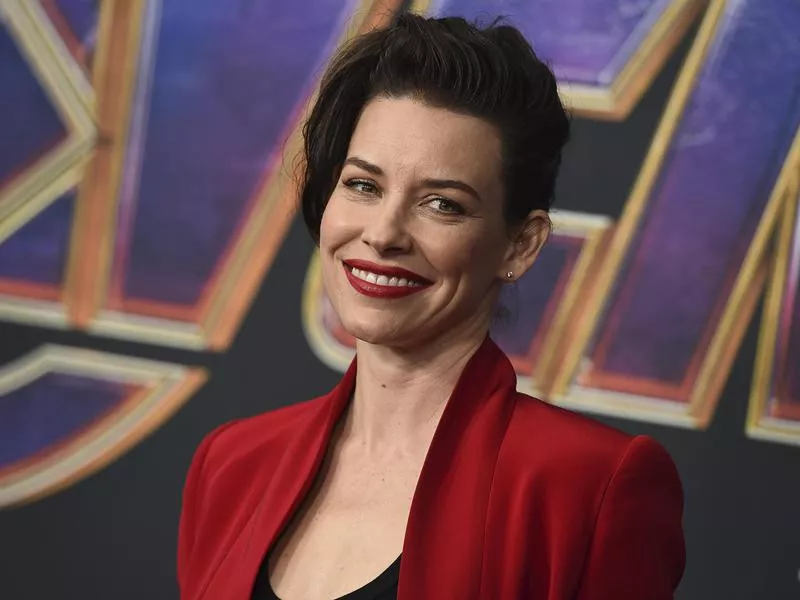 Evangeline Lilly smiling