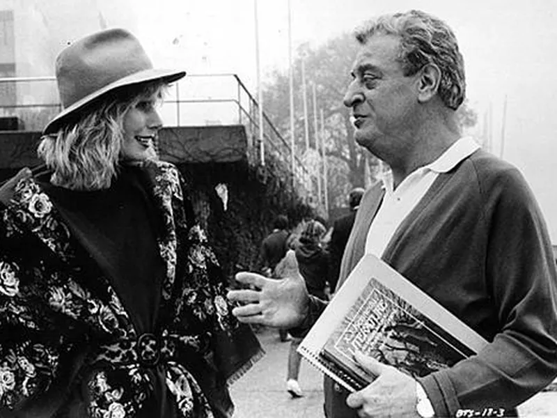 Rodney Dangerfield, Sally Kellerman