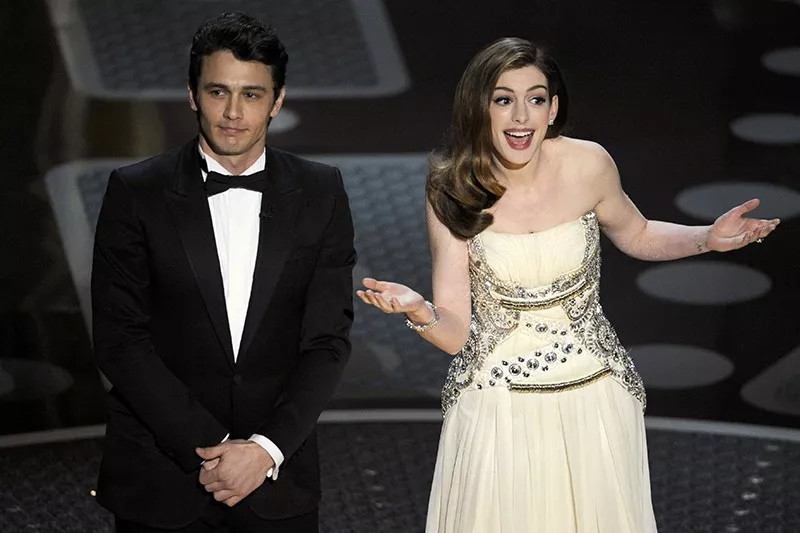 Anne Hathaway and James Franco