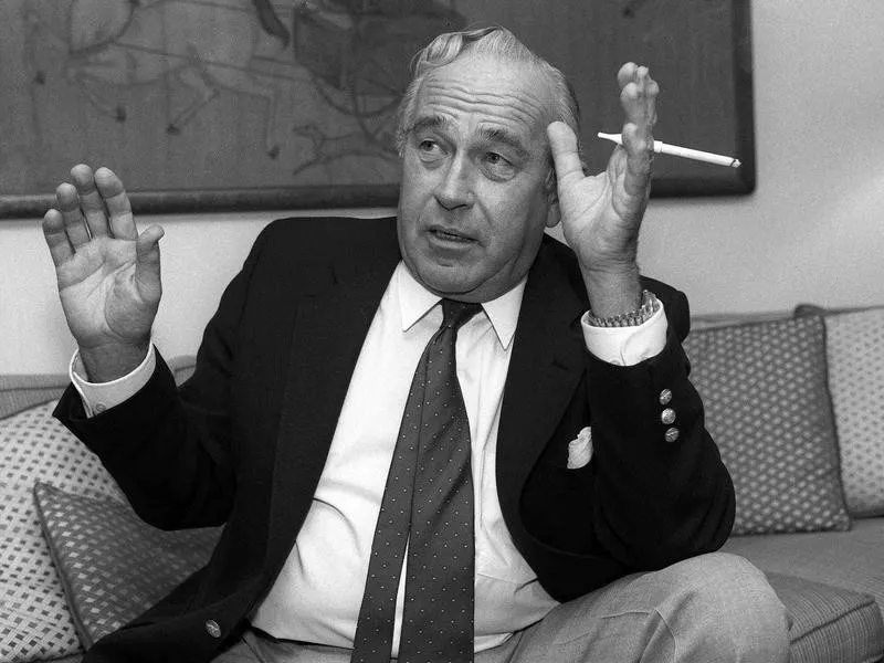 Robert Ludlum