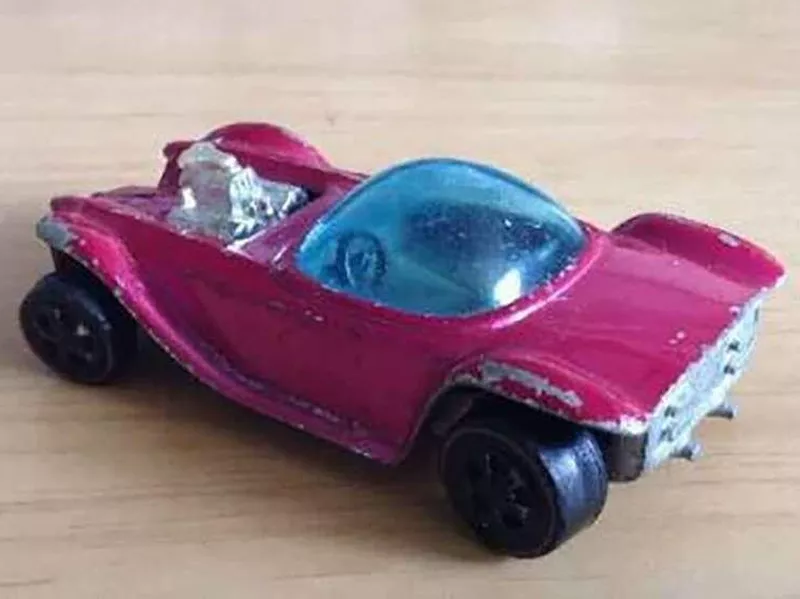 Pink Beatnik Bandit Hot Wheels