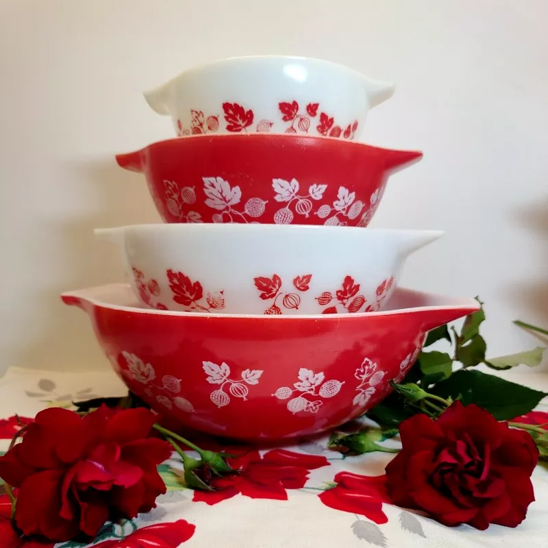 Gooseberry Cinderella Bowl Set