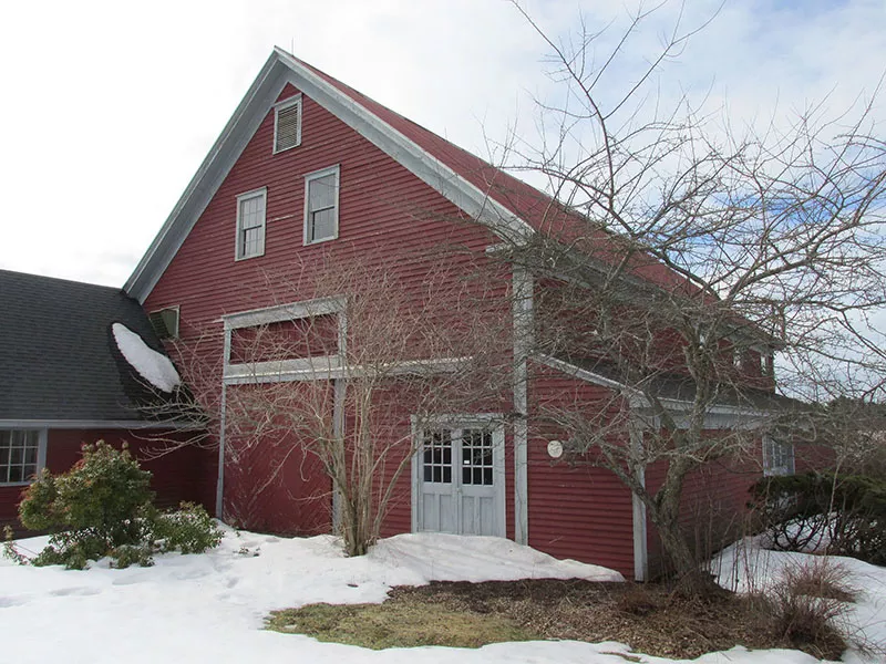 Tuttle's Red Barn