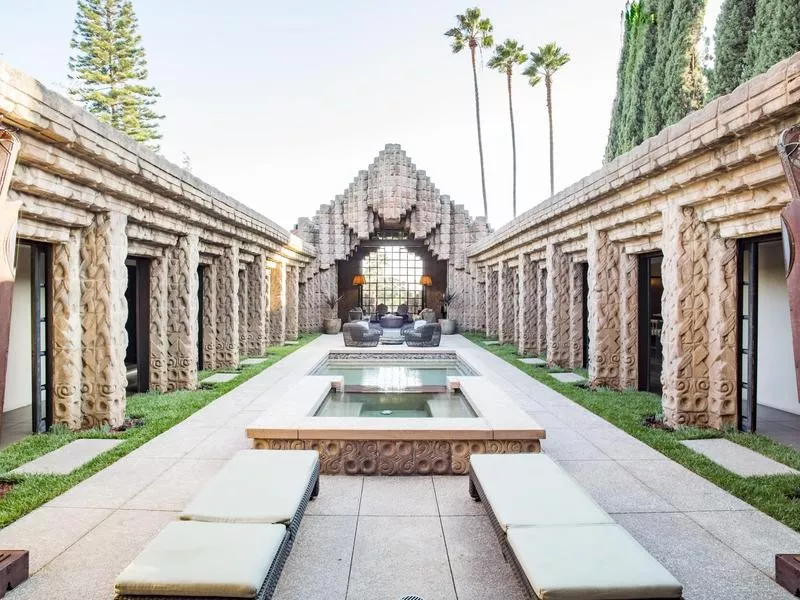 Sowden House courtyard