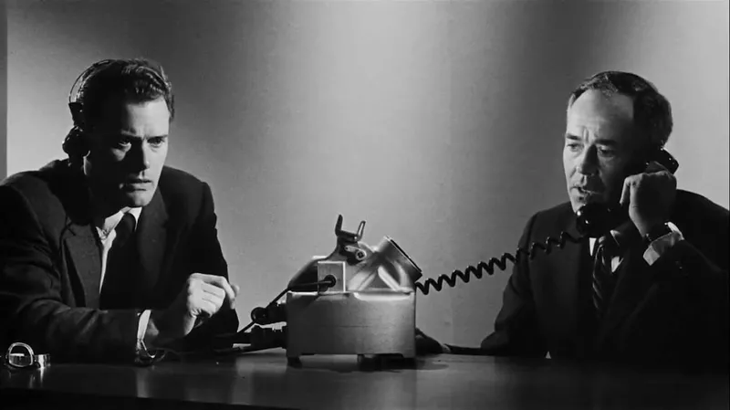 Larry Hagman and Harry Fonda in Fail Safe