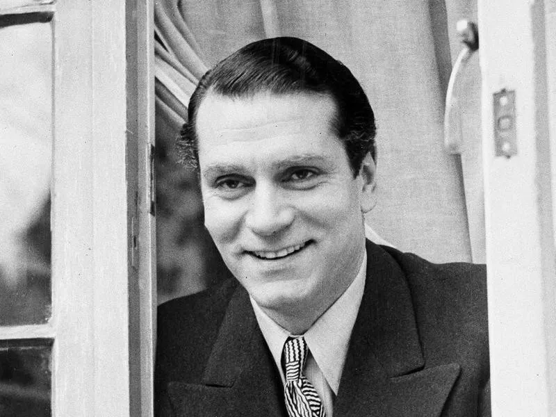 Laurence Olivier