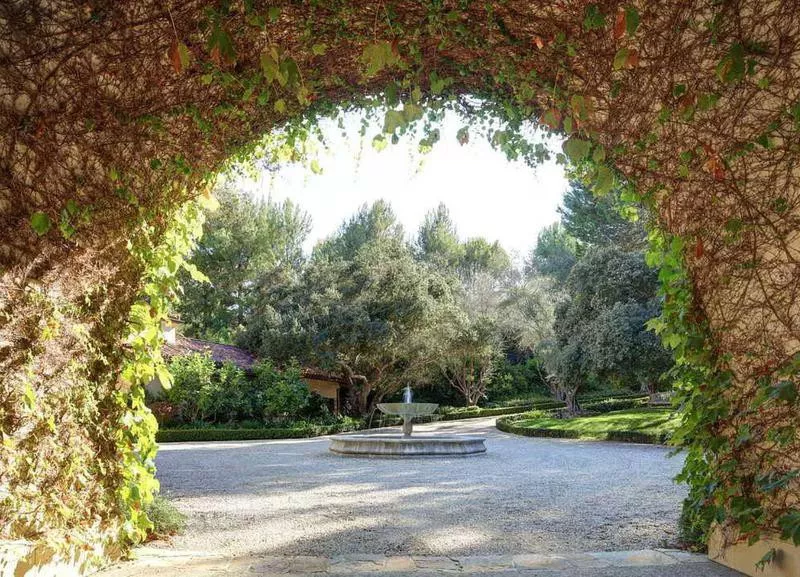 Fountain at Beverly Hills house