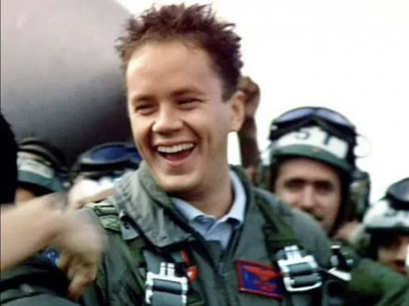 Tim Robbins as Merlin in Top Gun