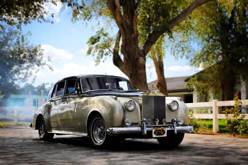 Silver Cloud Rolls-Royce