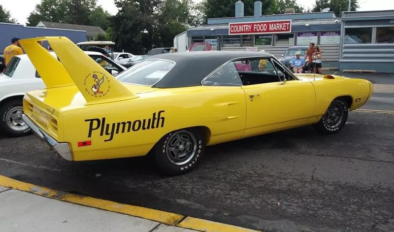 Plymouth Superbird