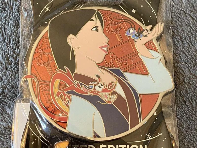 Mulan Heroines Profile Pin