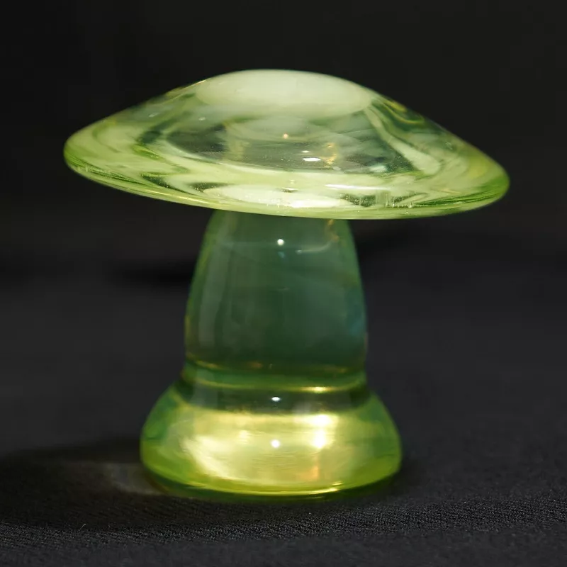 Glass mushroom