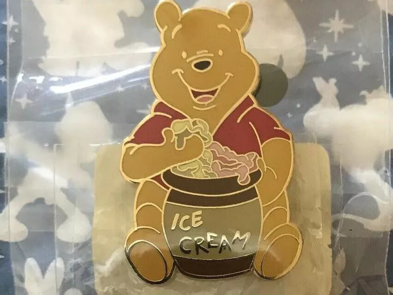 Disney Winnie the Pooh Pin