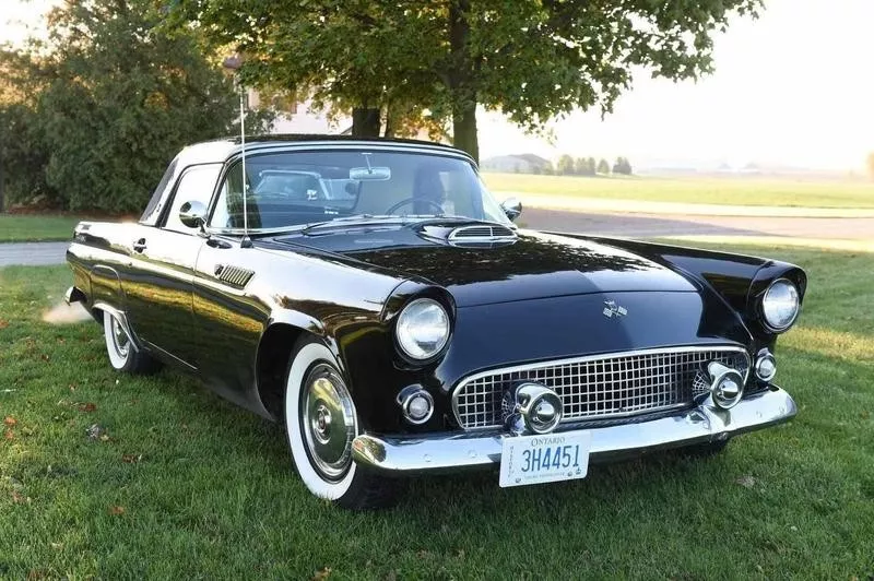 1955 Ford Thunderbird