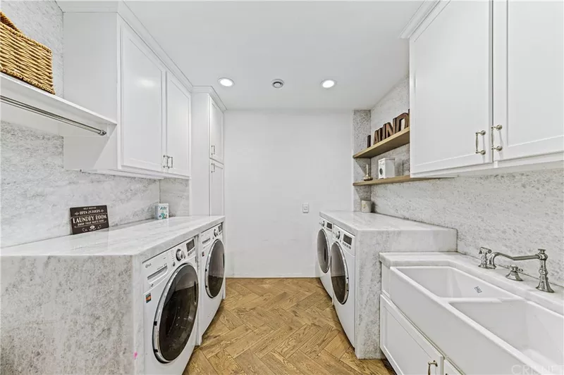 Joe Rogan's Marble laundry room