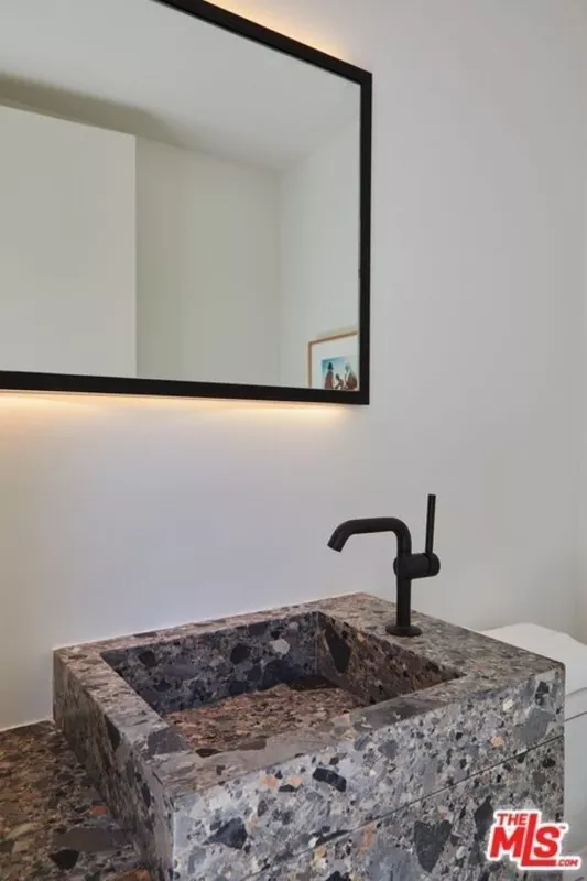 Marble sink