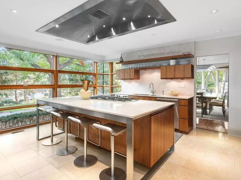 Mid-century modern kitchen