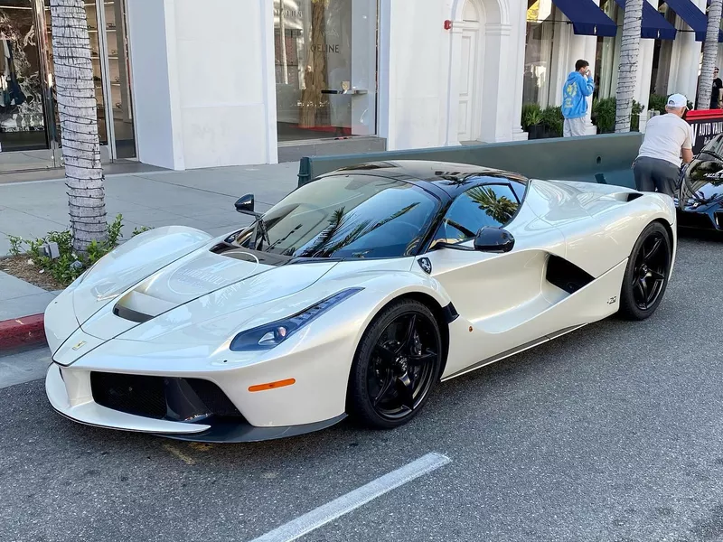 Ferrari LaFerrari Aperta