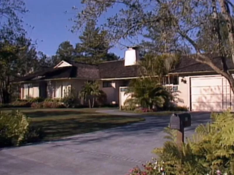 Golden Girls house exterior shot