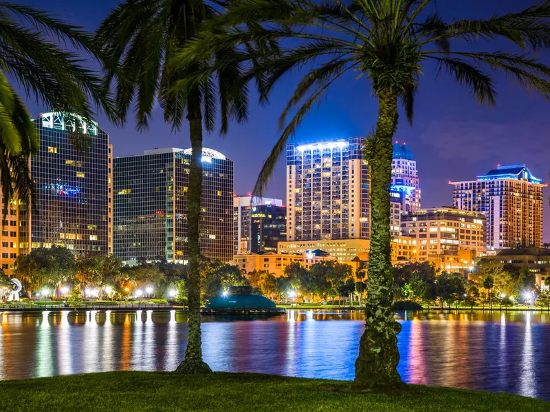 Orlando Florida, lake Eola, skyline, skyscrapers, night.