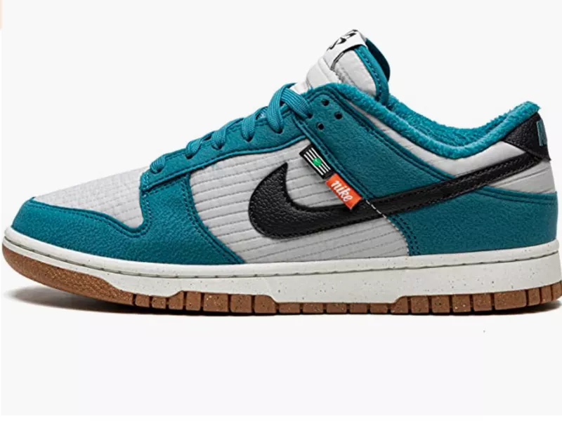 Nike Dunk Low 400 sneaker