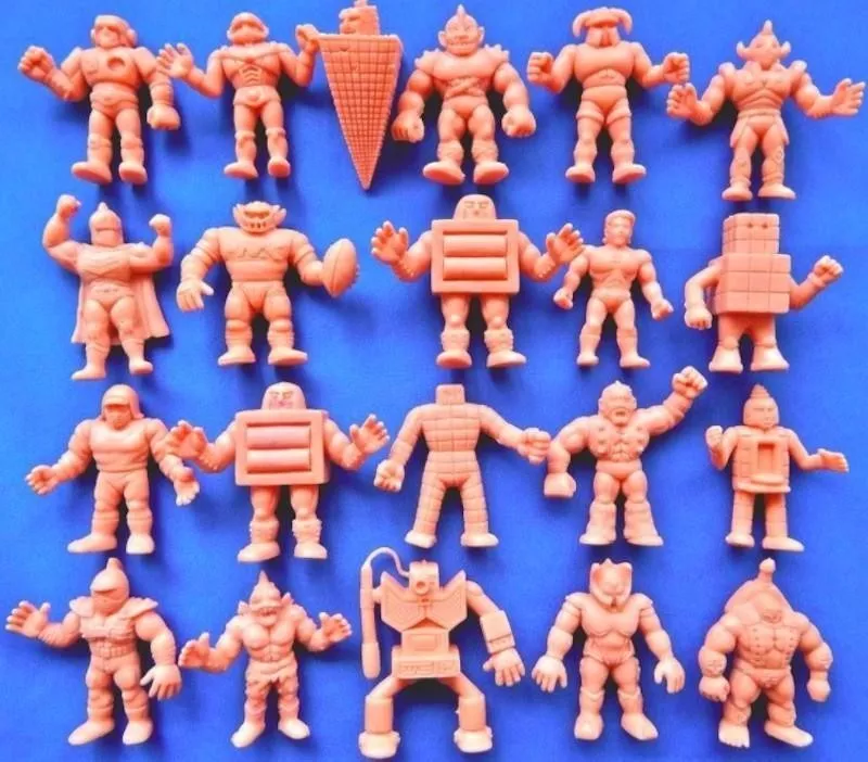 M.U.S.C.L.E. style figures laid out