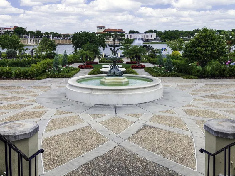 Hollis Gardens and urban park overlooking a small lake in Lakeland, Florida