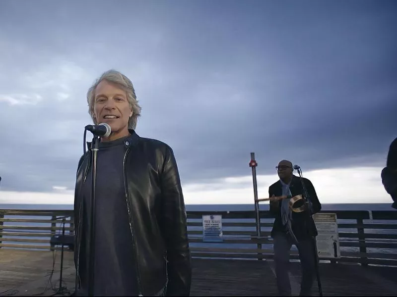 Jon Bon Jovi singing