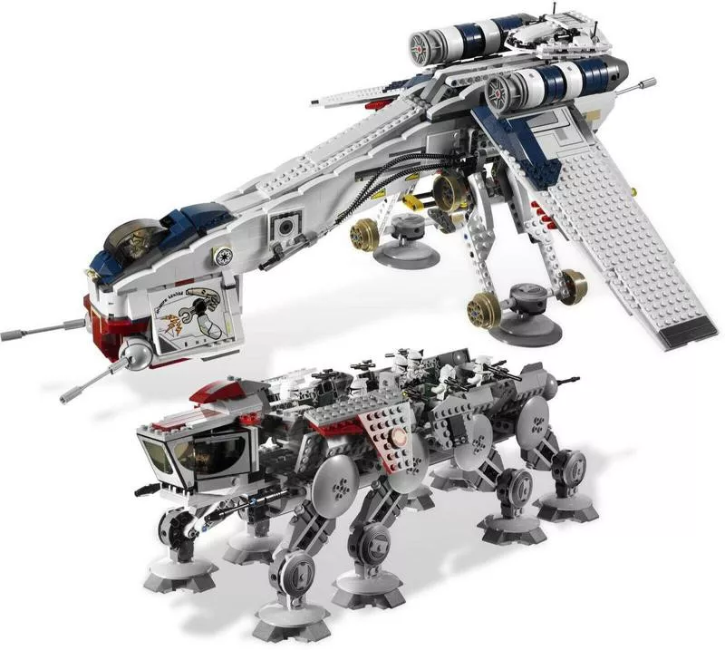 Lego set 10195